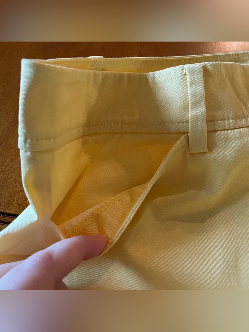 Talbots Light Yellow ‘Perfect’ Cotton Chino Shorts Size 18 - NWOT - Picture 6 of 10